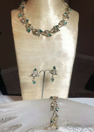 Vtg Coro Emerald Rhinestone Necklace Bracelet Earrings 3 Piece Matching Set Gold
