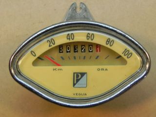 Vespa Rare First Series Veglia Speedometer