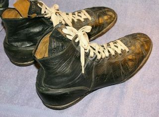 VINTAGE 1930 ' S - 40 ' S RIDDELL BLACK LEATHER HIGH TOP FOOTBALL SHOES SIZE 12D 5