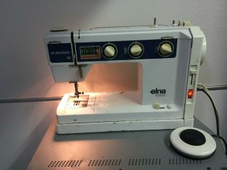 Vintage Elna Air Electronic SU Sewing Machine Switzerland w/ air foot 3