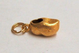 Vintage 14k Gold 1.  3 Grs.  Dutch Shoe Charm Or Pendant