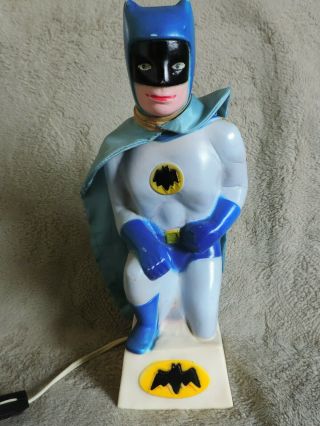 Vintage Molded Plastic Batman Lamp / Nightlight -