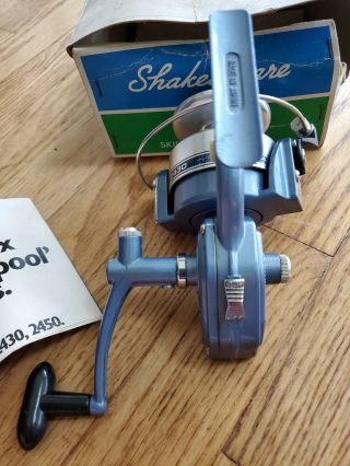 VINTAGE SHAKESPEARE FISHING REEL 2430 SKIRTED SPOOL & PAPERWORK Blue 8