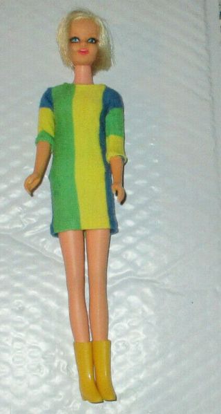 Vintage Mod Era Tnt Twiggy Doll Dress Boots Twist N Turn Bendable Legs