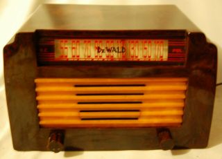 Dewald A - 502 Catalin 1940s Radio Butterscotch & Chocolate Brown Marbleized Rare