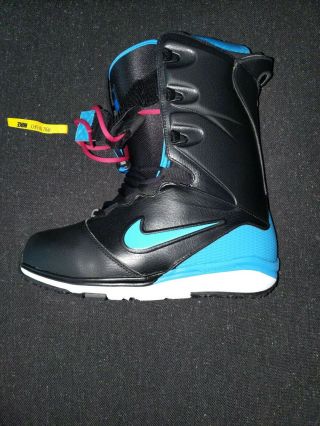 Mens Limited Rare Nike SB QS Lunarendor Snownoarding Boots Size 9 us men ' s 8
