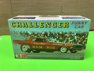 Vintahe Jo - Han 1/25 Scale Challenger Funny Car Model Kit