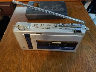 Vintage Aiwa CS - J1SY Personal FM Stereo Cassette for Repair 2