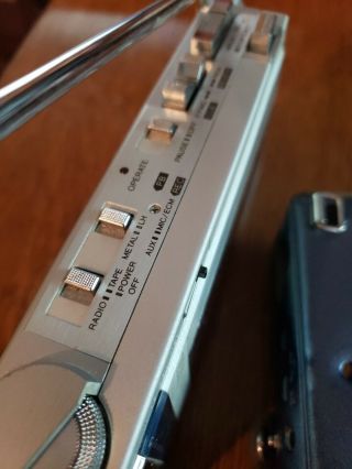 Vintage Aiwa CS - J1SY Personal FM Stereo Cassette for Repair 5