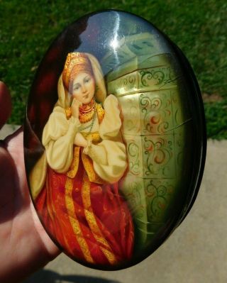 Vtg.  Fedoskino Russian Lacquer Box Traditional Girl Painted Over Mother Of Pearl