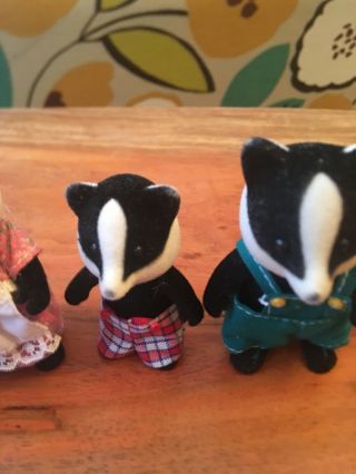 Calico Critters VINTAGE Skunk Family 3