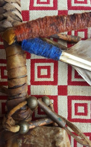 VINTAGE NATIVE AMERICAN PEACE PIPE AND BAG FISH HEAD ANTLER BEADS FEATHERS WOW 6