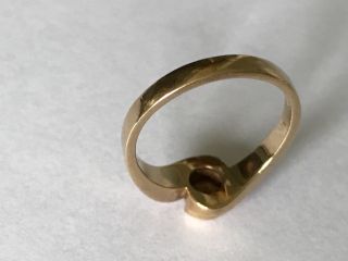 Vintage 9 ct gold diamond twist engagement dress ring.  Size K / L 3