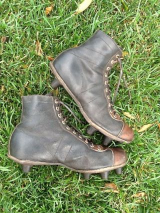 Awesome Old Rare Antique 1930s Brown Tip All Leather Adult Football Cleats Boots