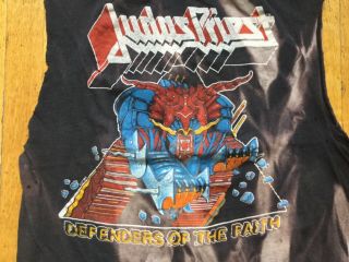 JUDAS PRIEST 1984 DEFENDERS CONCERT TOUR T SHIRT VINTAGE 3