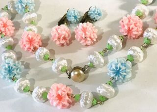 Vintage Pastel Plastic Flowers Beaded Necklace & Earring Demi : Spectacular