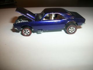 Pre - 1970 ' s hot wheels redlines,  Custom Camaro,  purple,  1967,  with matching button 2