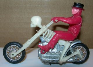 Vintage Hot Wheels Rrrumblers Bone Shaker Redline With Rider