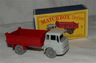 Grey plastic wheel.  1960s.  Lesney Matchbox.  3 BEDFORD TIPPER. 2