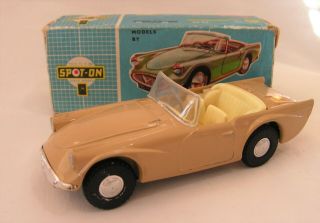 Vintage 1964 - 67 Tri - Ang Spot - On 215 Daimler Sp250 Nmib N.  Ireland Triang Spot On