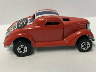 L@@k Hot Wheels Leo India " Neet Streeter " Red/ford Tampo