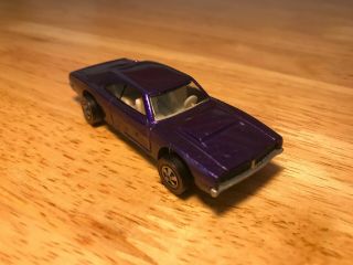 Hot Wheels Redline Custom Dodge Charger 1969 Purple