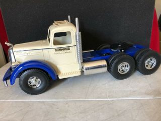 Smith Miller Lf Mack White With Blue Fenders