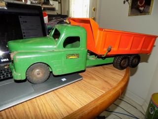1950s Structo Pressed Steel Dump Truck In All Shape 21 Inches Long