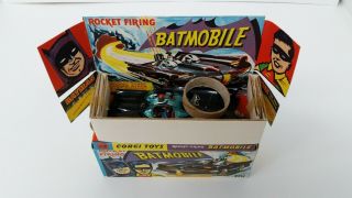 Corgi Batmobile Bat Hub Version 267 Tow Hook Boxed Complete