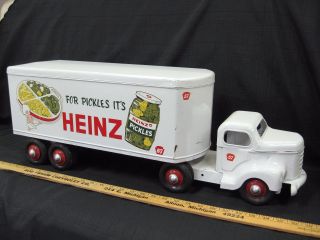 1950s Minnitoy (otaco) Heinz Pickles Transport Truck Steel Toy