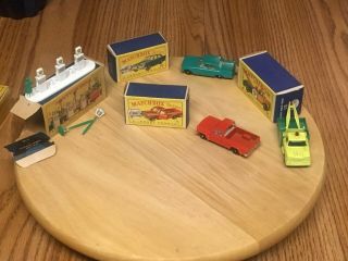 G - 9 E Box Matchbox Service Station,  complete with all acessories 5