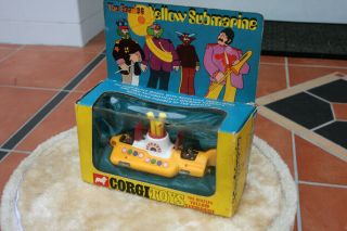 Beatles Vintage Corgi Yellow Submarine 803