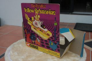 Beatles vintage corgi yellow submarine 803 3