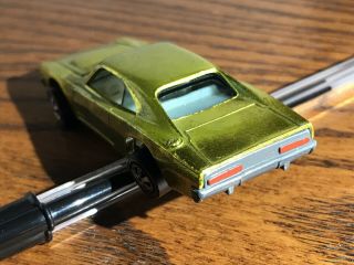 HOT WHEELS REDLINE 1969 CUSTOM DODGE CHARGER GOLD USA NEAR 4