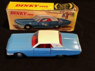 Dinky Toys No 57/005 Ford Thunderbird - Meccano Ltd - Hong Kong