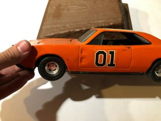 THE DUKES OF HAZZARD 1982 ERTL GENERAL LEE JUMP CAR 2