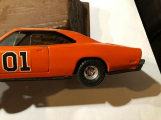 THE DUKES OF HAZZARD 1982 ERTL GENERAL LEE JUMP CAR 3