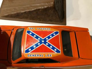 THE DUKES OF HAZZARD 1982 ERTL GENERAL LEE JUMP CAR 5