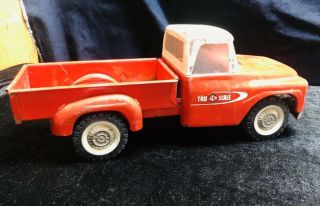 Tru Scale Truck Farm Toy Tru - Scale Look A Red Beauty