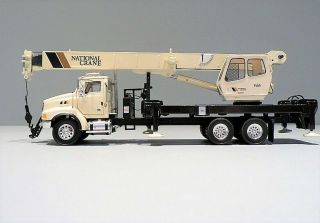 Twh 002 Sterling 1400 National Crane Boom Truck 1/50