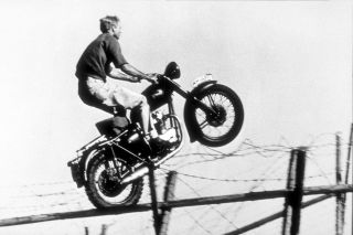 Steve Mcqueen The Great Escape On Bike Poster Print 24x36 B&w 9 Mil Paper