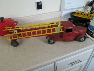 Early Structo Toy Pressed Steel Fire Truck Antique Fire Toy Trucks Ladder 1940s
