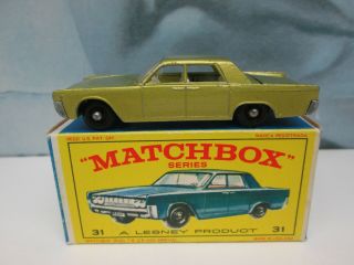 Matchbox/ Lesney 31c Lincoln Continental Lime Green Black Plastic Wheels Boxed