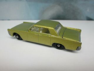 Matchbox/ Lesney 31c Lincoln Continental LIME GREEN Black Plastic Wheels Boxed 3