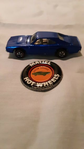 1968 Mattel hot wheels redline custom dodge Charger with metal button. 11