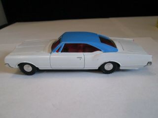 Dinky Toys 57/004 1965 Oldsmobile 88 - 1/43 Scale -