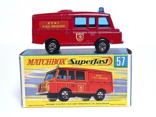 Matchbox Lesney No.  57c Land Rover Fire Truck In 