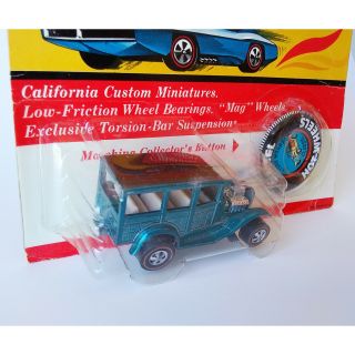 Hot Wheels Redlines - 1969 Classic Ford Woody - windex blue aqua in Blister Pack 6