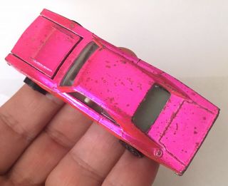 Hot Wheels Redline 1969 Us Hot Pink Custom Dodge Charger With White Interior