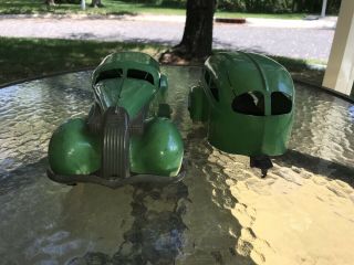 1930s WYANDOTTE PRESSED STEEL LASALLE SEDAN CAR & AIR STREAM CAMPER TRAILER TOY 3